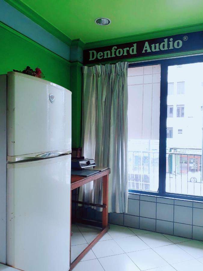 Rose Guesthouse Sandakan Bagian luar foto