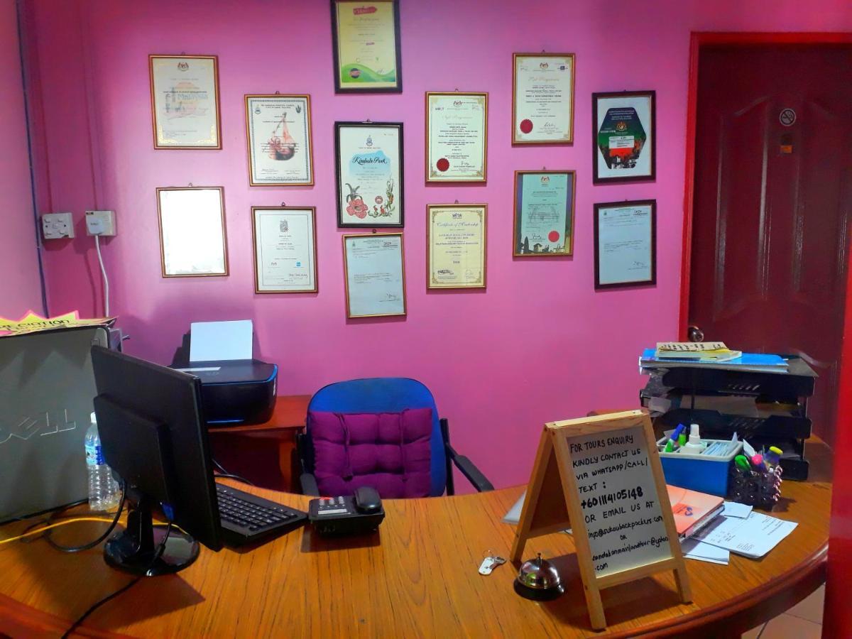 Rose Guesthouse Sandakan Bagian luar foto